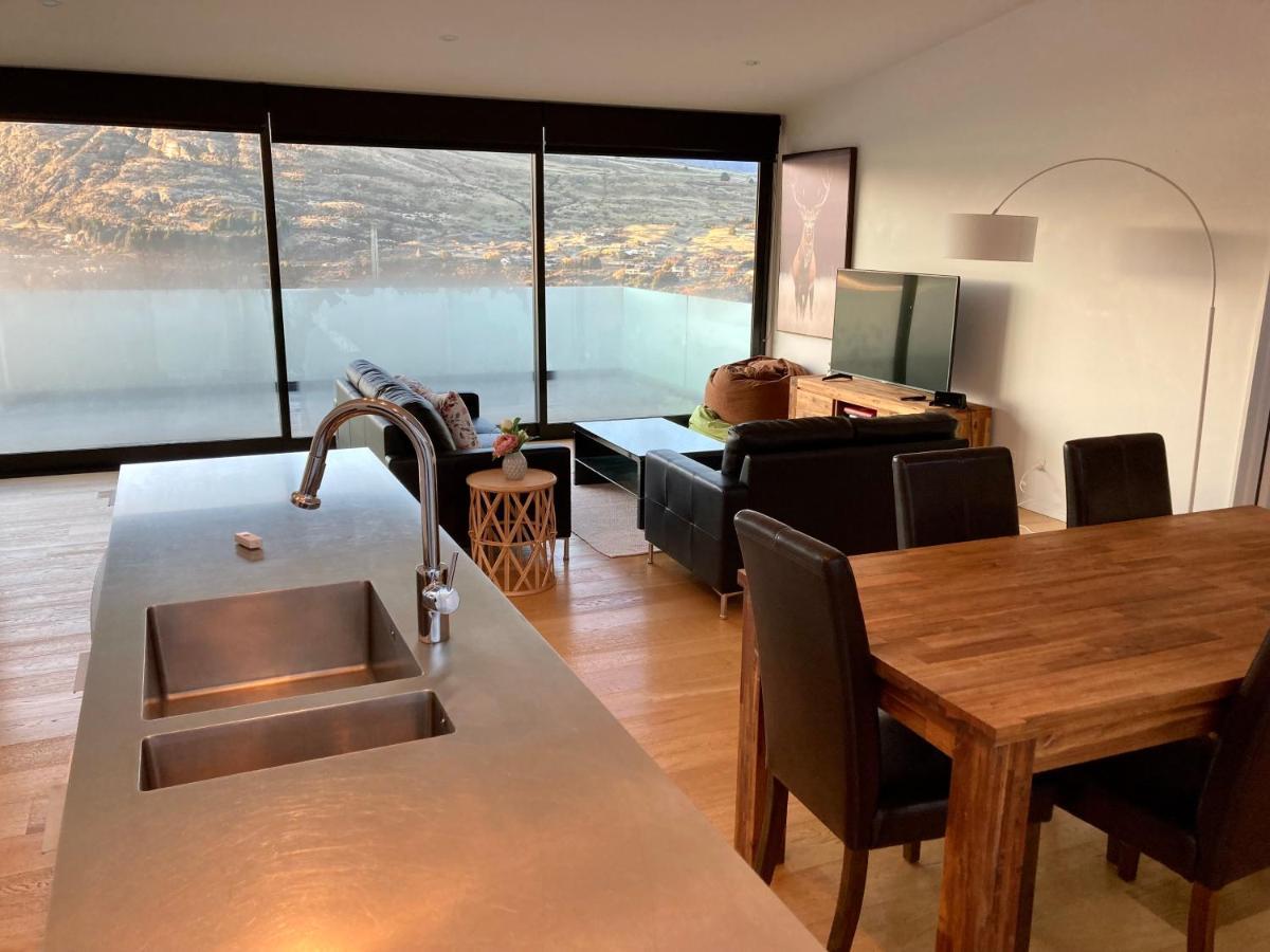 Highview Terrance 3 Bedrooms House クイーンズタウン エクステリア 写真
