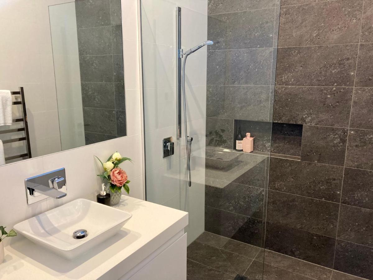 Highview Terrance 3 Bedrooms House クイーンズタウン エクステリア 写真
